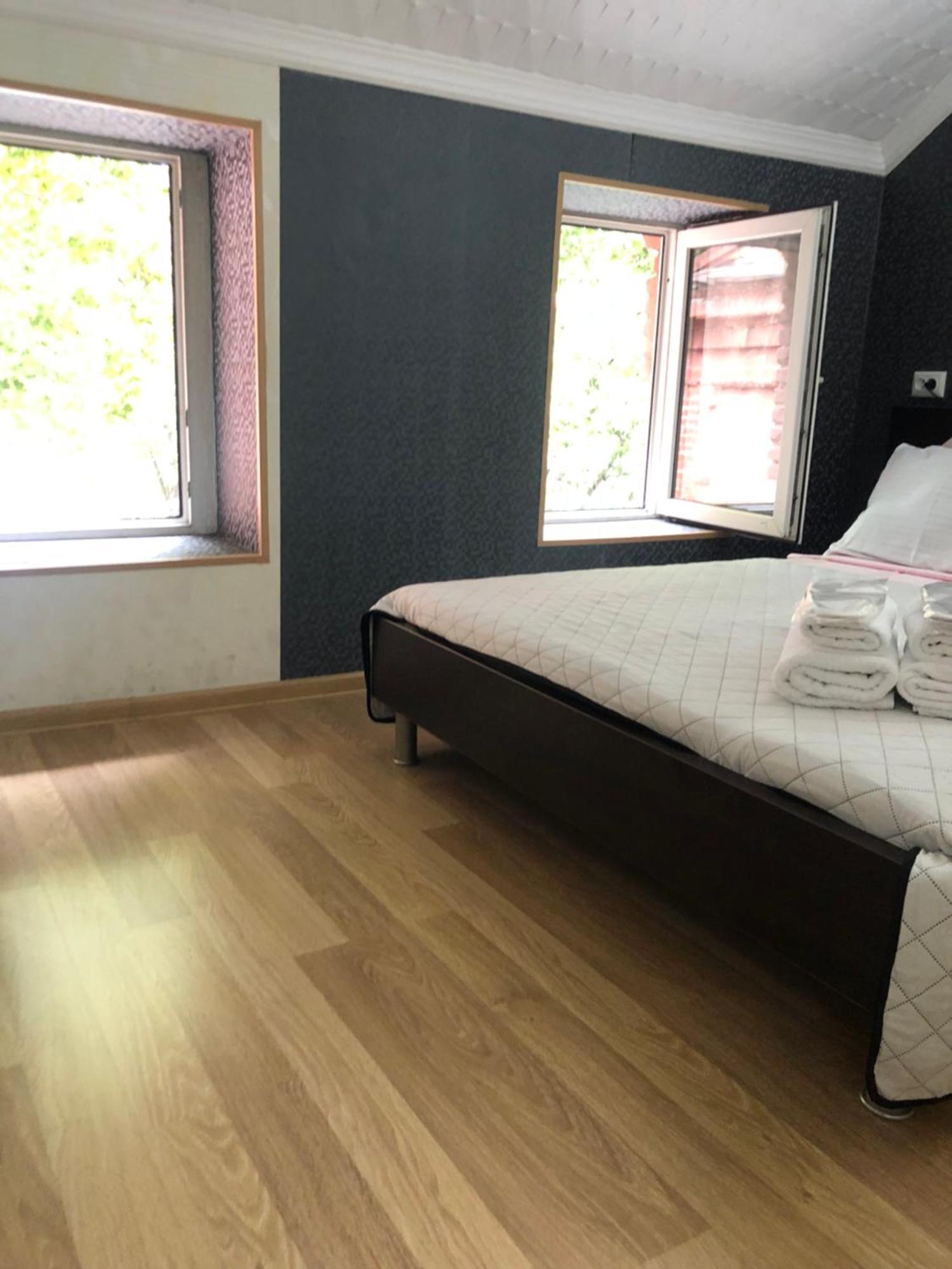 Hotel Your Comfort Tbiliszi Kültér fotó