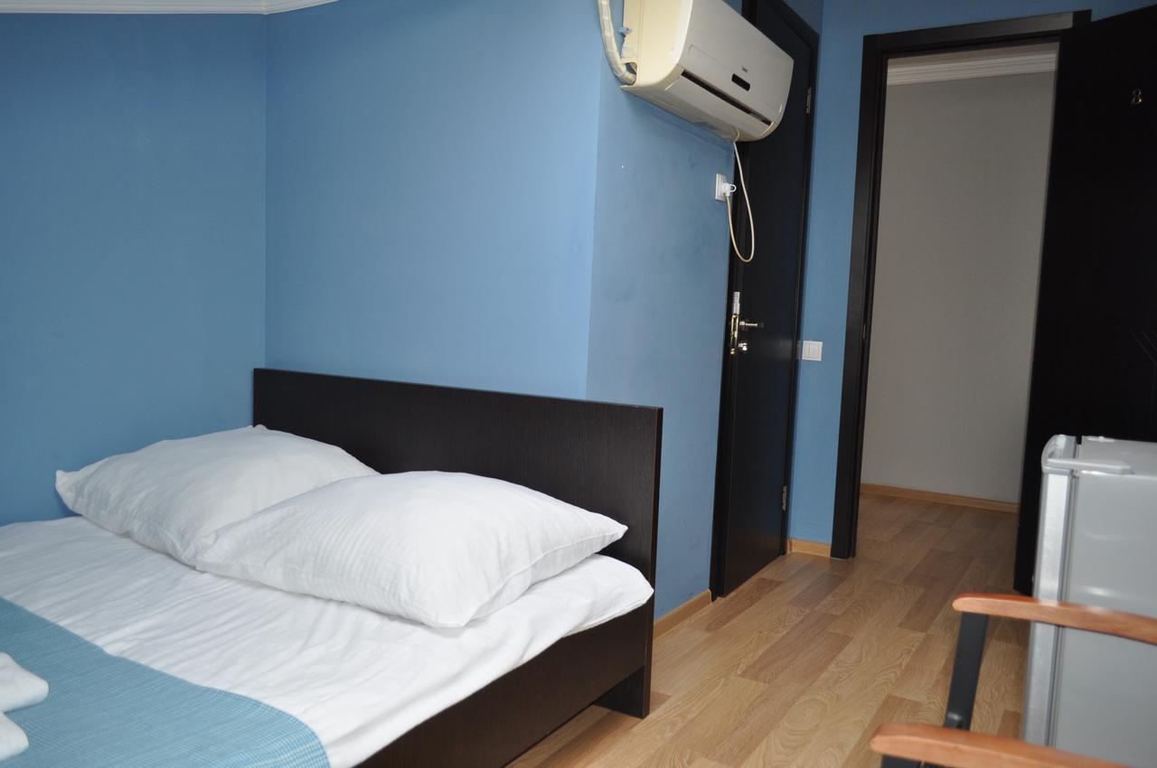 Hotel Your Comfort Tbiliszi Kültér fotó